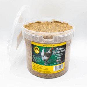 Proving to be a great addition to the range, this is the perfect sized block for poultry owners with a slightly larger flock, requiring a nutritious treat a little larger than our smaller 1.25kg yet not as large as the 6kg block.

Made with the same ingredients so super healthy and nutritious. No fillers, binders or palm oils. Ideal for preventing boredom in the pens.

Incredibly versatile, cut a hole in the bottom of the tub for upward feeding or if you’d prefer simply remove from tub and allow your chickens to peck at the whole block.